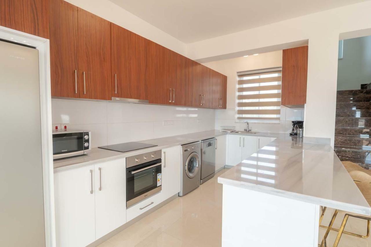 Coral Elite Residences Coral Bay Esterno foto